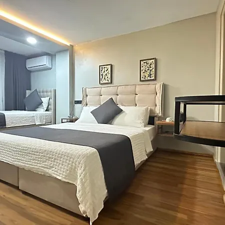 Sahar Sultan Hotel *